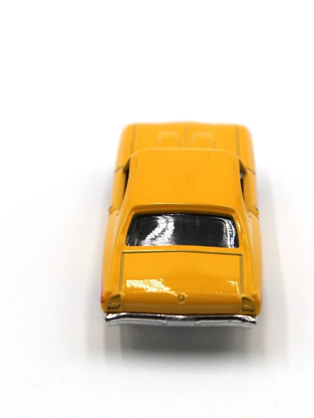 2007 Hot Wheels Yellow '69 Chevelle SS 396 Muscle Mania 3/10 #263/365 1:64